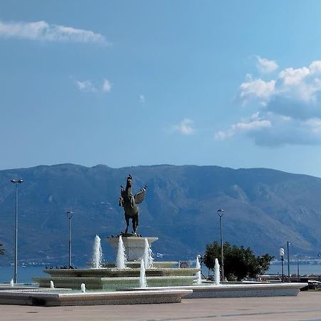 Vicky'S Central Apartment Corinth Екстер'єр фото