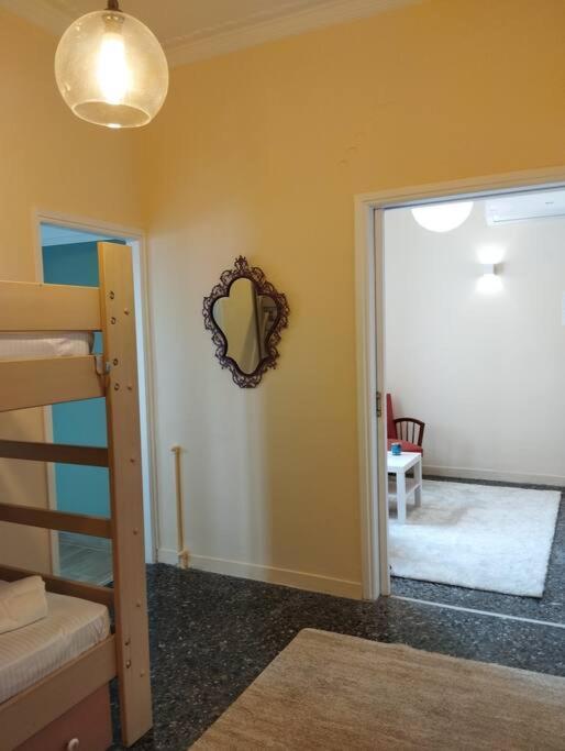 Vicky'S Central Apartment Corinth Екстер'єр фото