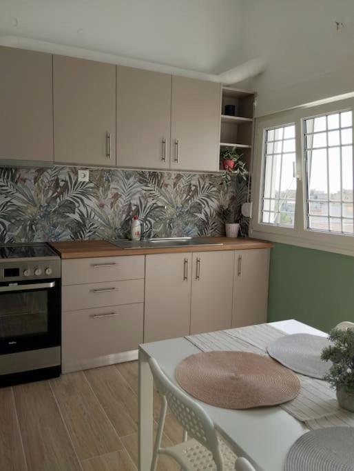 Vicky'S Central Apartment Corinth Екстер'єр фото