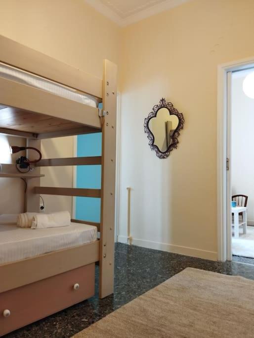 Vicky'S Central Apartment Corinth Екстер'єр фото